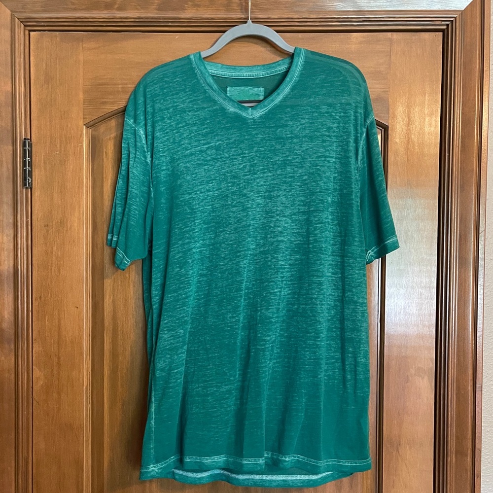 Men’s t-shirt
